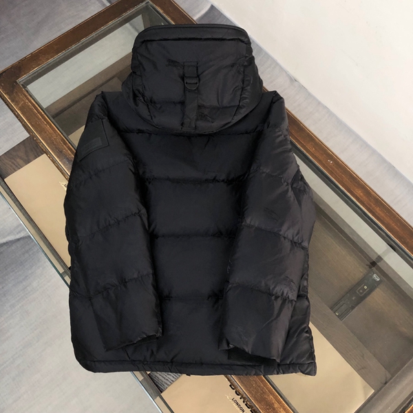 ハイクオリティダウンジャケット着用イメージ